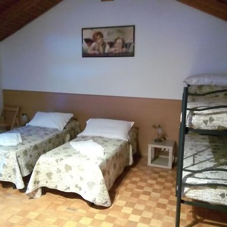 Alloggio Ponte Dei Cavalleggeri Hotell Trento Exteriör bild